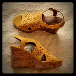 Mustard Wedge Sandals, So, So, Cute!